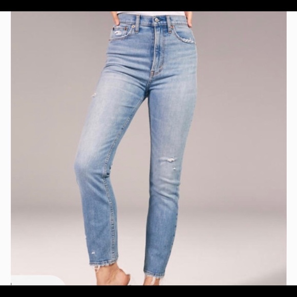 SOLD - Picture 2 of 4